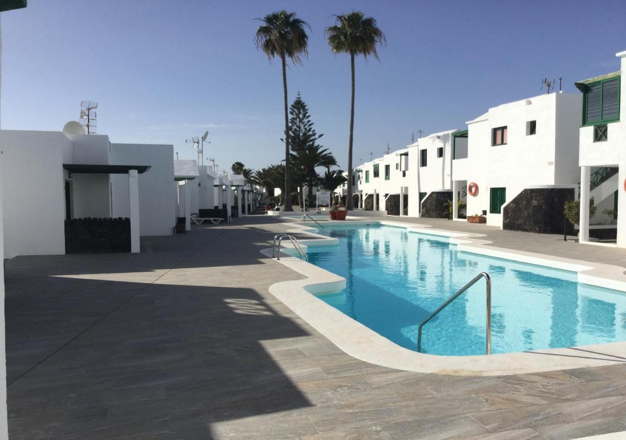 Relax & Pool Next To The Beach Apt Puerto del Carmen  Buitenkant foto